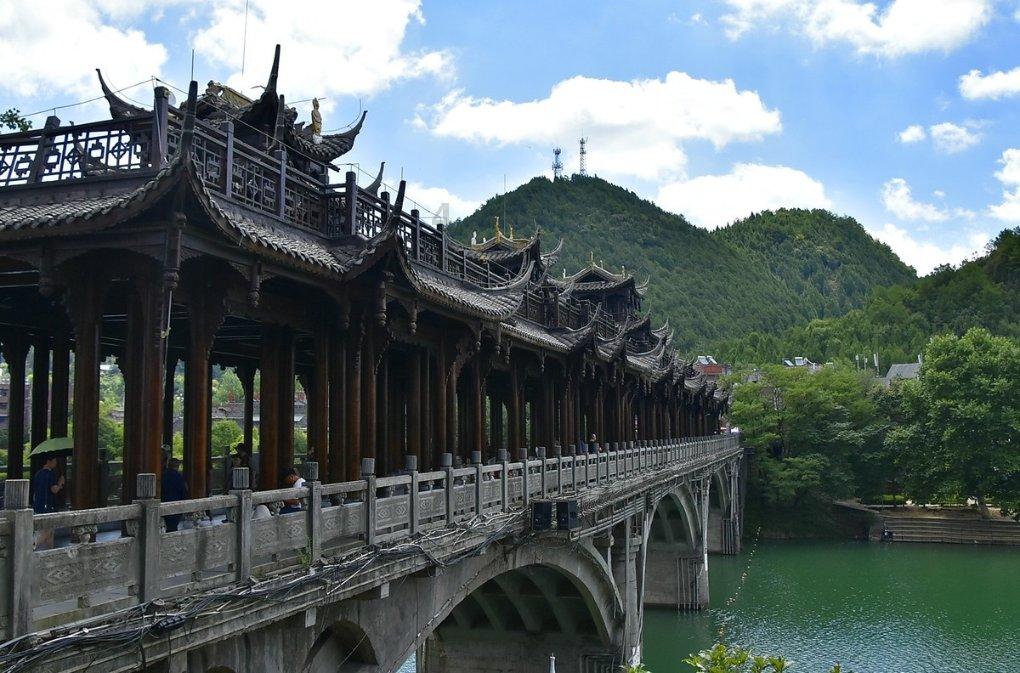 结婚请帖放烟可以邮寄吗？游戏画面